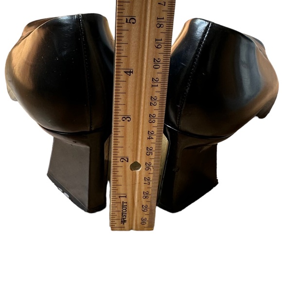 Gucci Back Leather Upper Blocks Heel Pumps  Size: 4.5 - Picture 6 of 14